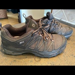 Like New Salomon Shoes